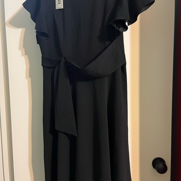 NWT OWIN black dress size large.  Sold on Amazon. - Picture 5 of 7